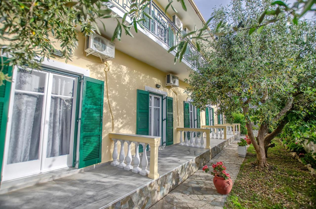 Kapetanios Luxury Aparthotel Agios Georgios  Exterior photo